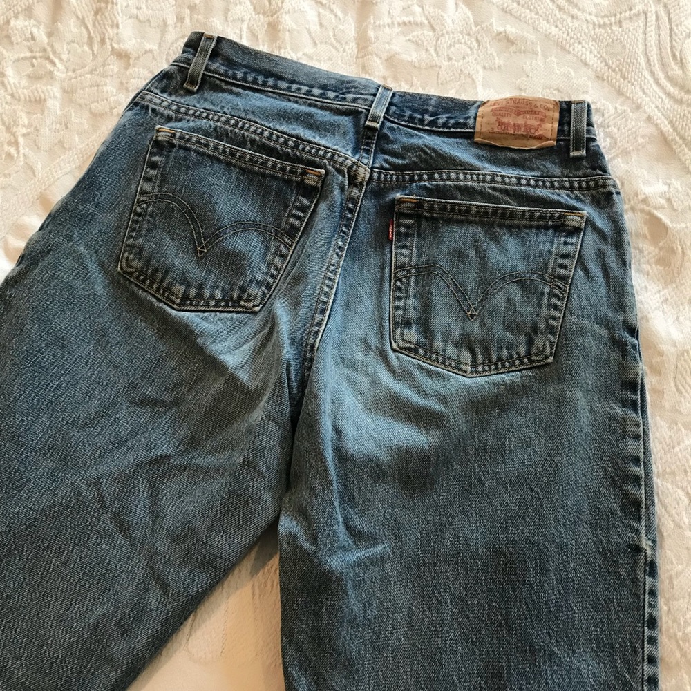 Vintage | Levi’s High Waisted Tapered Mom Jeans